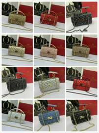 Picture of Valentino Handbags _SKUfw98080612fw